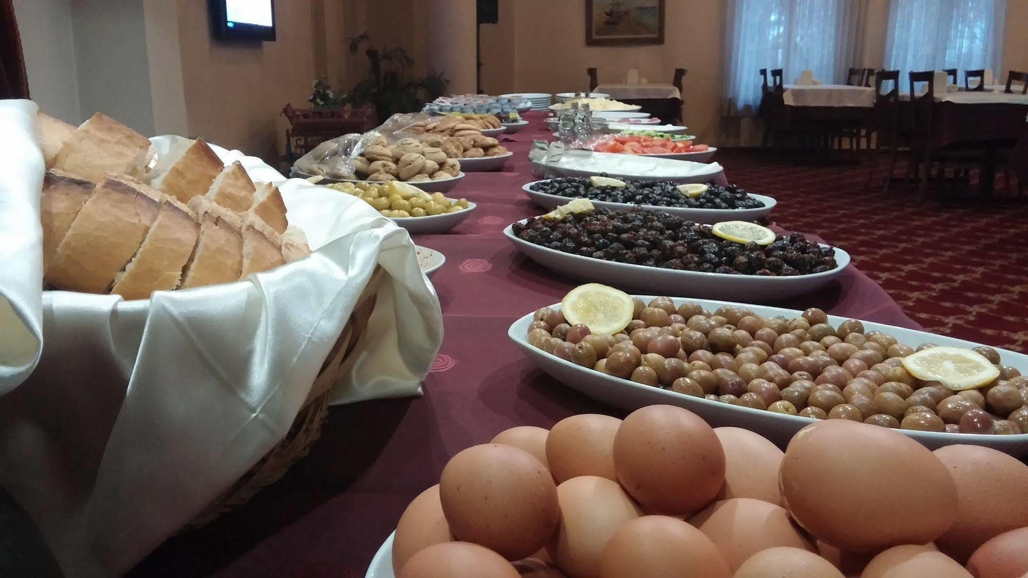 Ozilhan Hotel Άγκυρα Εξωτερικό φωτογραφία